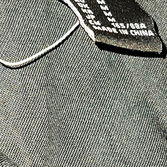 NWT Women's T-Shirt Black various sizes shirt dress long sleeves buttons-up pock - Picture 9 of 11